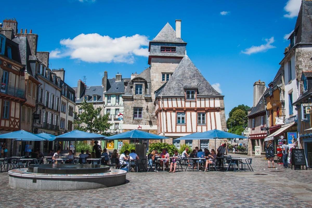 Quimper: T3 Avec Vue Cathedrale Proche Gare Appartement Buitenkant foto