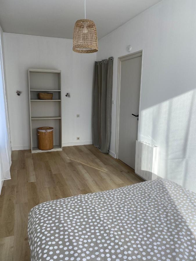 Quimper: T3 Avec Vue Cathedrale Proche Gare Appartement Buitenkant foto